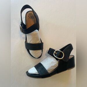 New Sofft brand Vaya wedge sandals in black genuine leather size 8 retail $120